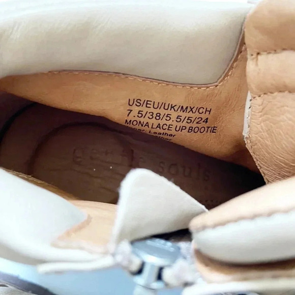 NEW Gentle Souls Mona Leather Lace-Up Bootie size 7.5 - Picture 10 of 13